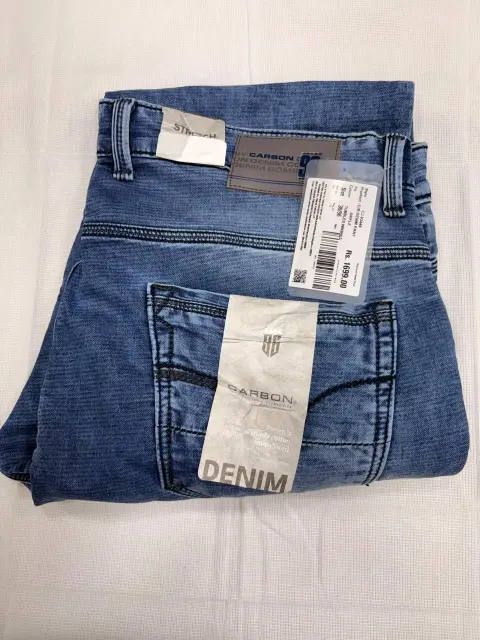 CARBON JEAND